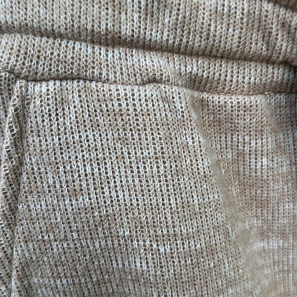 7 For All Mankind Wide-Leg Knit Drawstring Pants in Light Tan/Cream - Picture 4 of 9